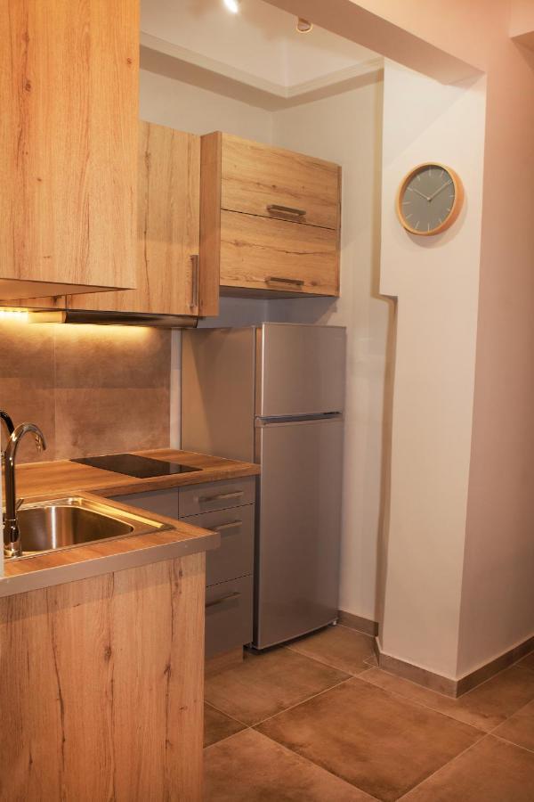 Central Comfy Modern Flat 2 Bedrooms 2 Bathrooms أثينا المظهر الخارجي الصورة